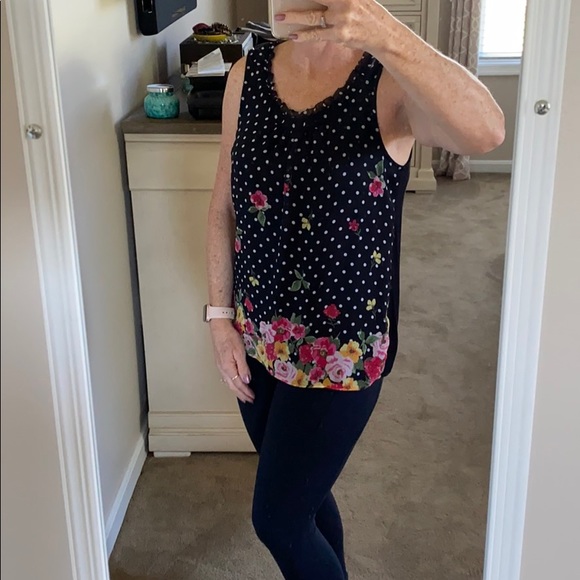 Elle Floral sleeveless ruffle neck top - Picture 4 of 11